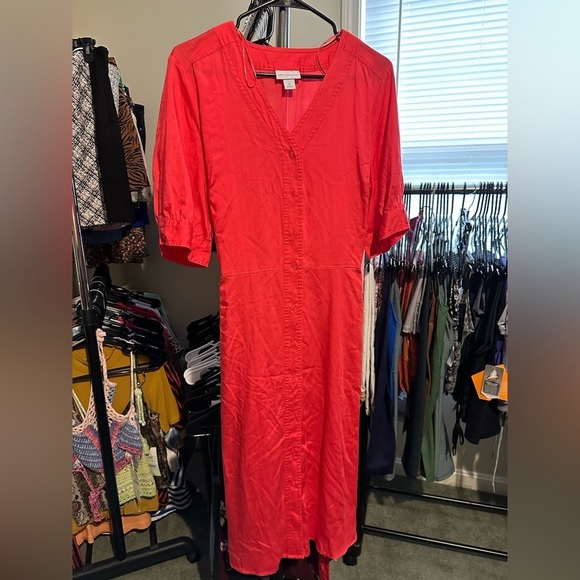 Liz Claiborne Dresses & Skirts - Liz Claiborne Vibrant Red Midi Dress